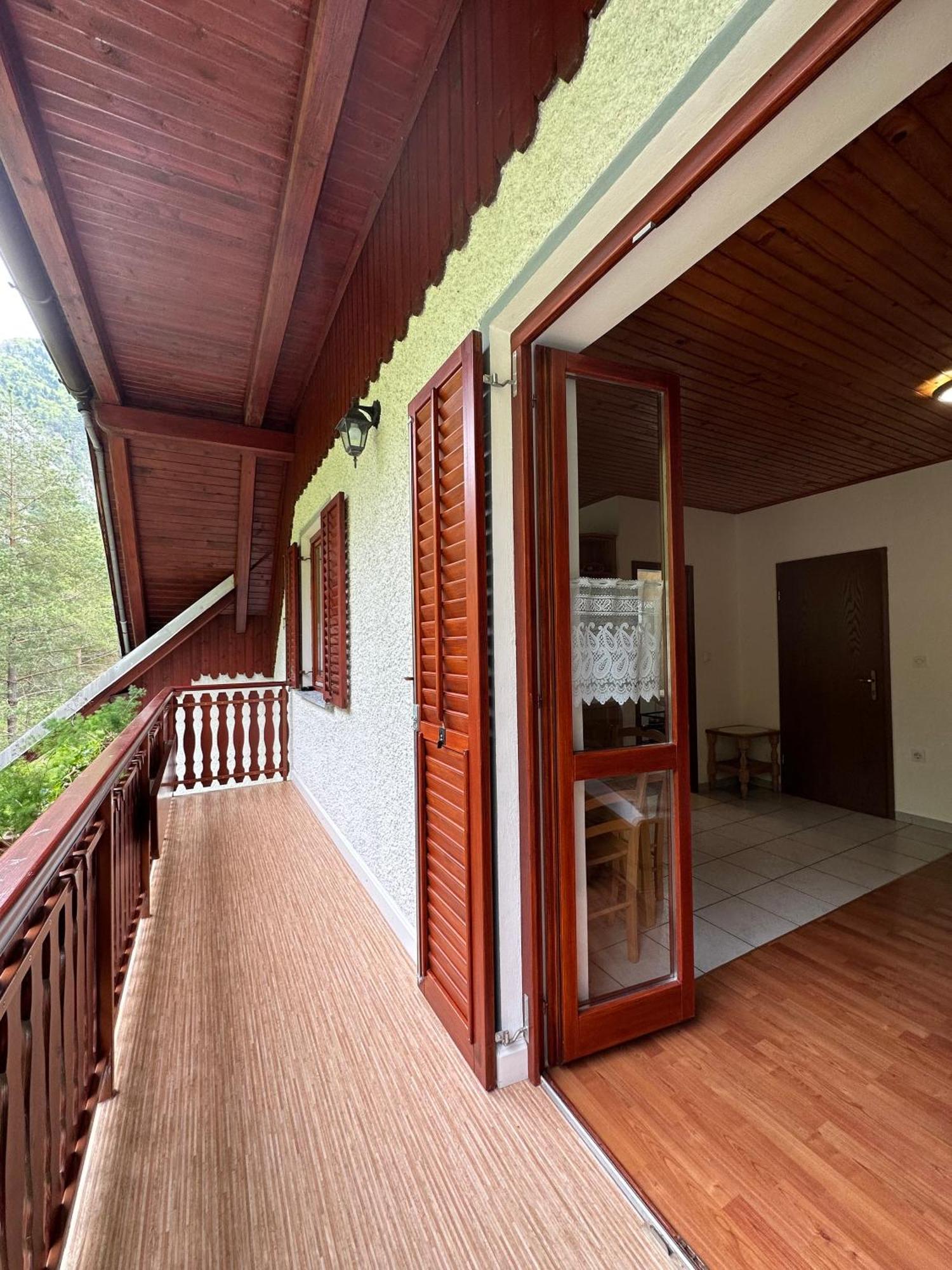 Apartment Jozi Soča Стая снимка